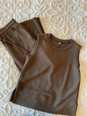 2 piece set, olive green, size M